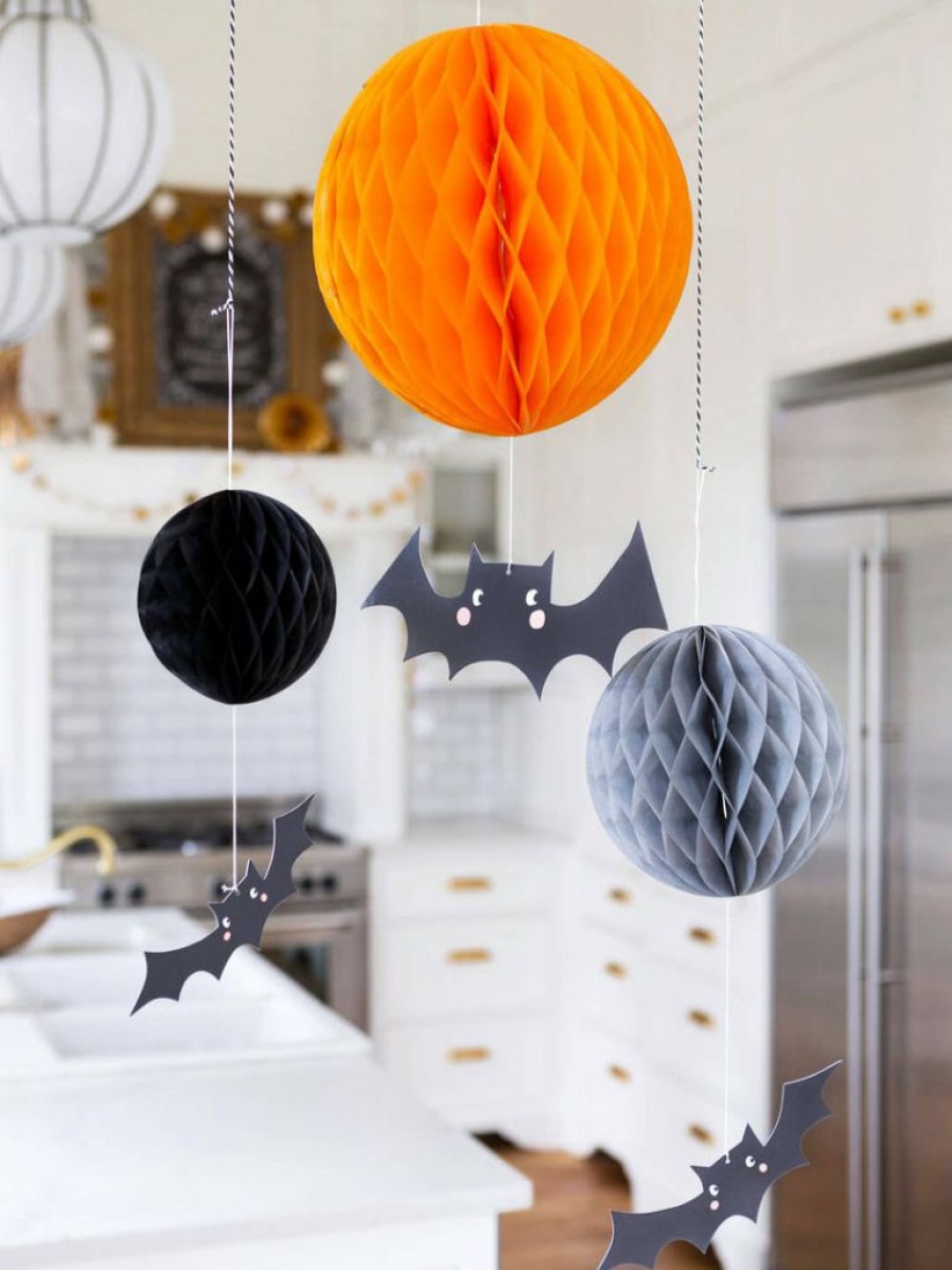 Halloween * | My Mind'S Eye Halloween Honeycomb And Bat Decor Party